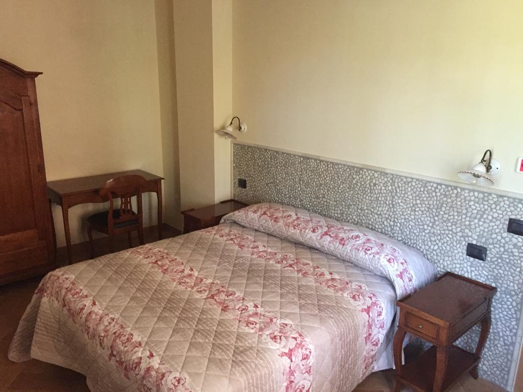 Corte Di Tosina Monzambano Eksteriør bilde
